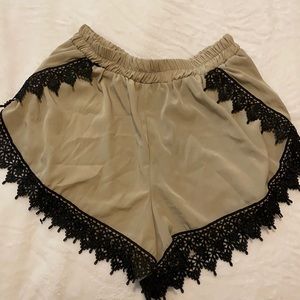 KARLIE MOCHA SHORTS (S)